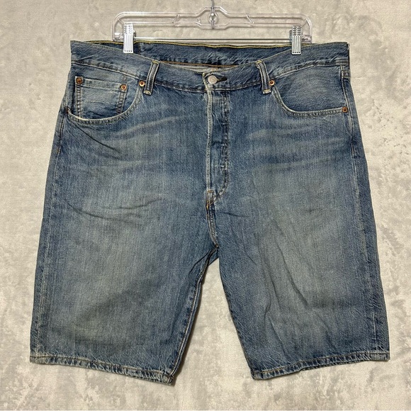 Levi's 501 Denim Shorts Mens Size 38 Blue Button Fly 10” Inseam - Picture 1 of 11